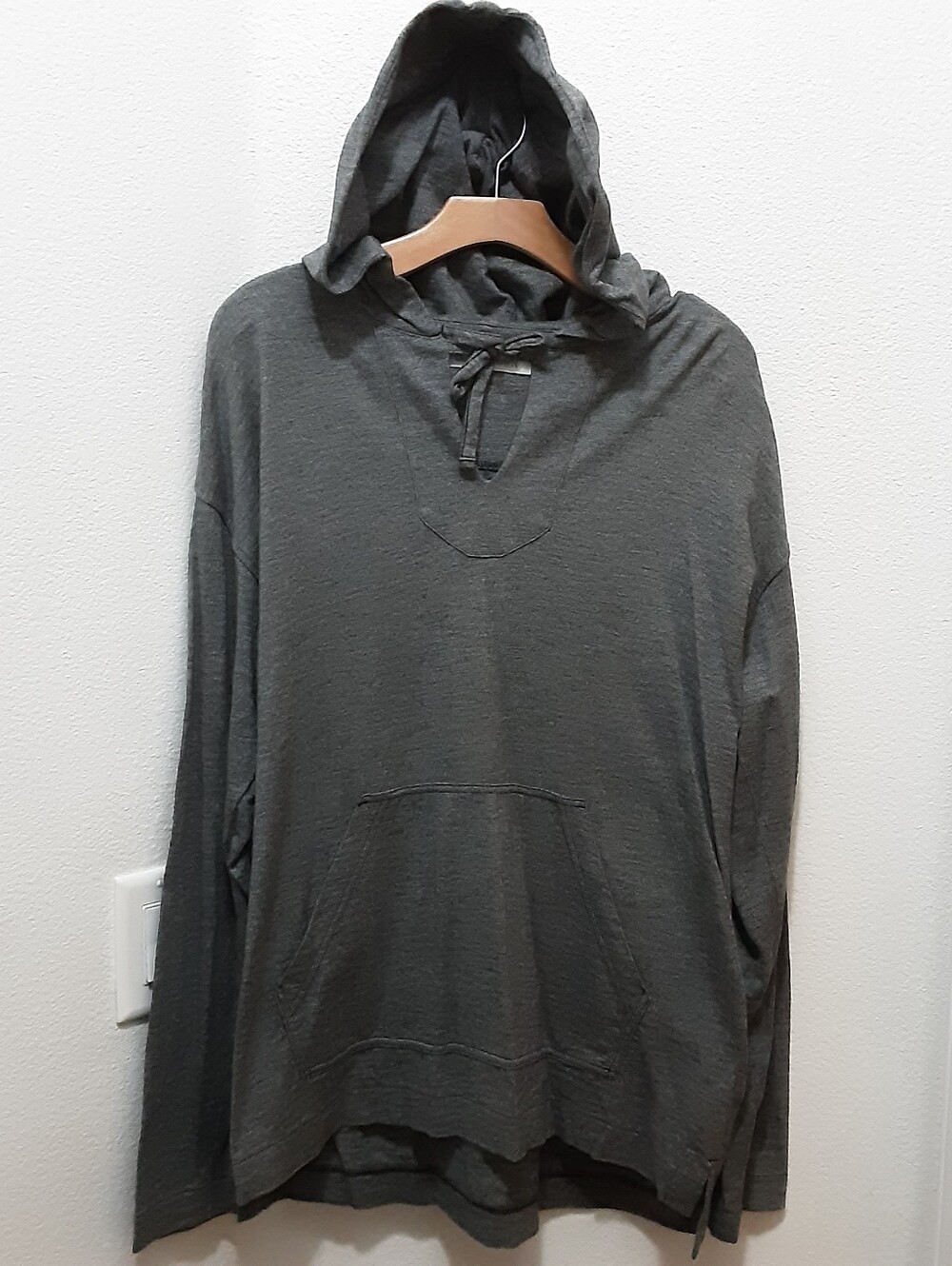 Outerknown Pullover Long Sleeve Hoodie Kangaroo Pocket